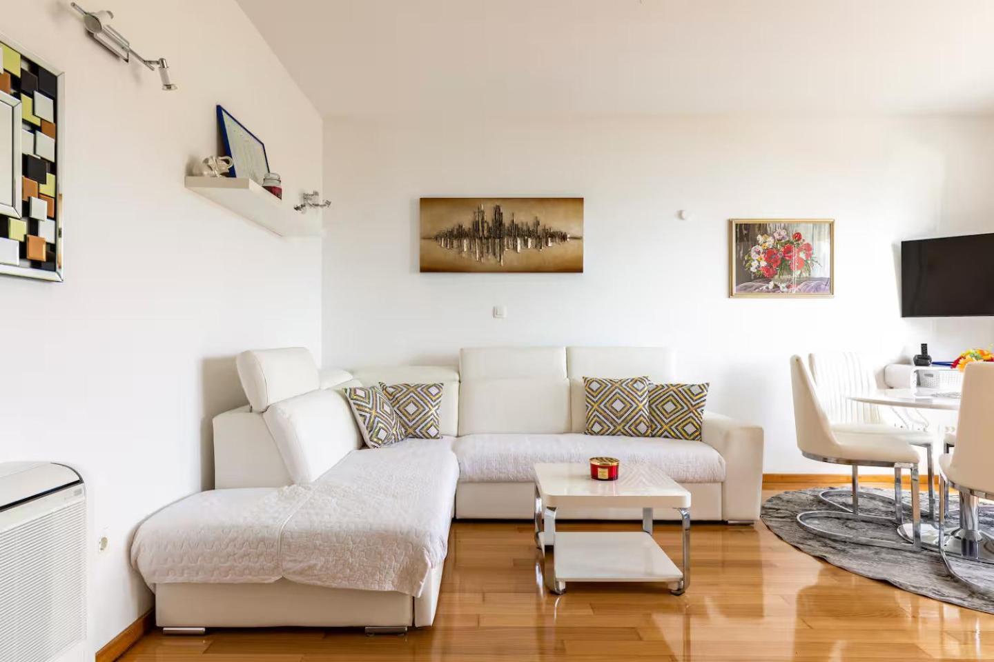 Apartment In With Sea View, Balcony, Air Conditioning, Wifi 5141-1 *
